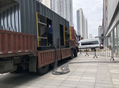 柳南柴油发电机空气滤清器在不同季节的更换周期是否有差异？