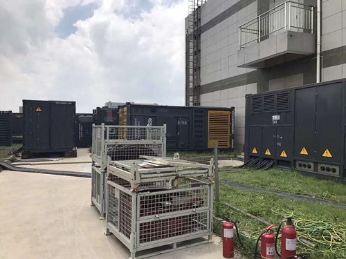 柳南除了定期检查，还有哪些方法可以及时发现接触式转速表探头的磨损？